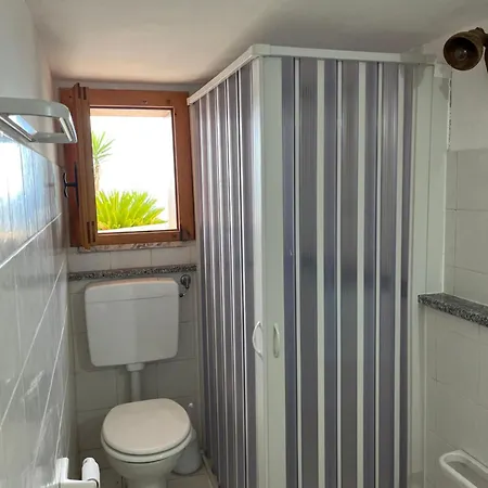 Aquarium Guest house *