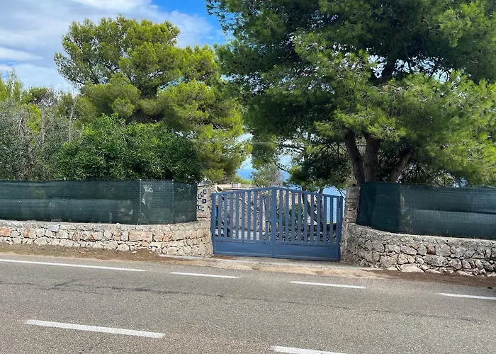 Aquarium בית הארחה *